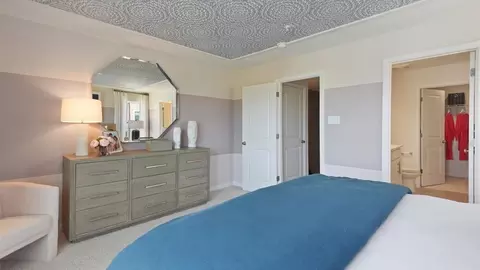 Bedroom - 1800 E Chase St, Baltimore, MD 21213 photo 4 of 6