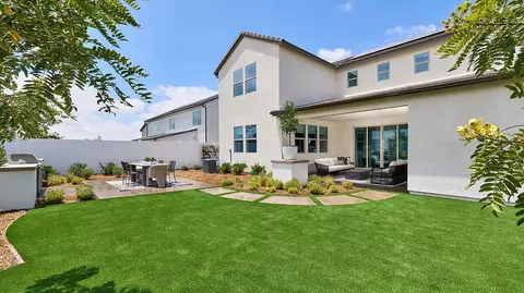 Exterior - 5565 Mellano Way, Oceanside, CA 92057 photo 4 of 9