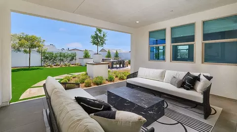 Exterior - 5565 Mellano Way, Oceanside, CA 92057 photo 2 of 9