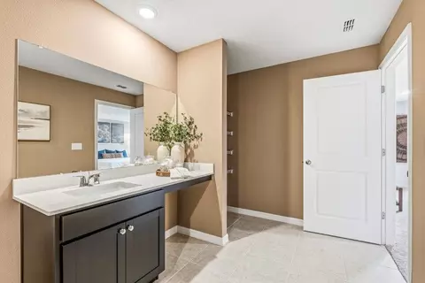 Bath - 8765 Pine Bark Way, Wildwood, FL 34785 photo 1 of 2