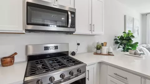 Kitchen - 245 Hermosa Dr, Egg Harbor Twp, NJ 08234 photo 5 of 7