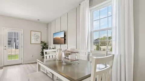 Dining - 245 Hermosa Dr, Egg Harbor Twp, NJ 08234 photo 1 of 2