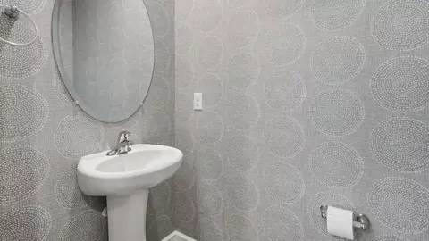 Bath - 245 Hermosa Dr, Egg Harbor Twp, NJ 08234 photo 1 of 5