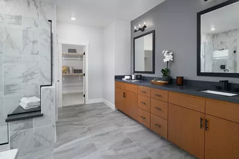 Bath - 2315 Triton Way, Tracy, CA 95377 photo 1 of 1