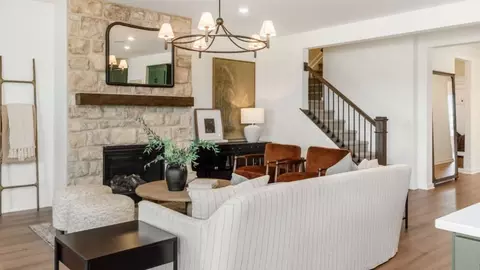 Living - 8959 Bryce Rd, Plain City, OH 43064 photo 2 of 3