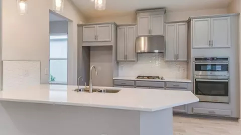 Kitchen - 13610 Cornerstone Way, Parrish, FL 34219 photo 1 of 11
