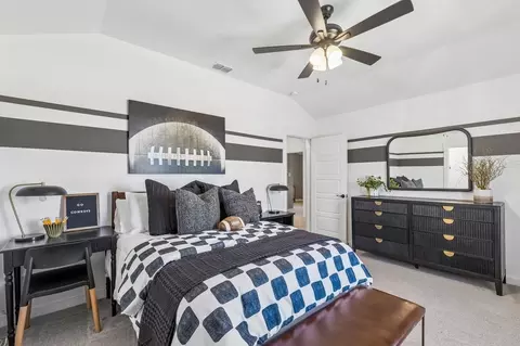 Bedroom - 2712 Pinnacle Pl, Corinth, TX 76210 photo 6 of 12