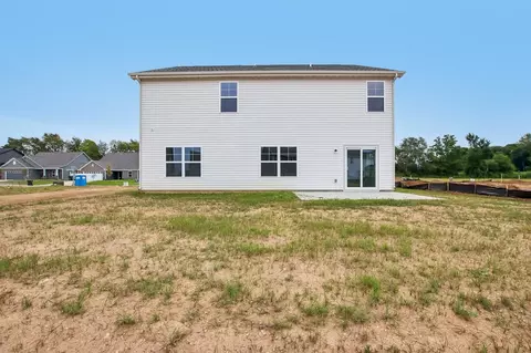 Exterior - 1549 Pebble Beach Dr, Pendleton, IN 46064 photo 5 of 9