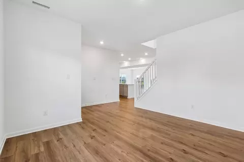 Living - 1549 Pebble Beach Dr, Pendleton, IN 46064 photo 1 of 8