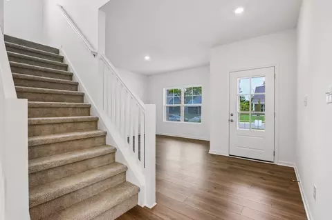 Entry Way - 1549 Pebble Beach Dr, Pendleton, IN 46064 photo 1 of 10