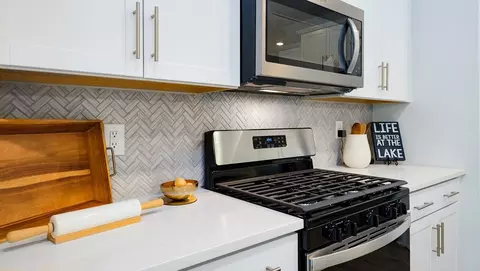 Kitchen - 28 Wheatfield Rd, Fletcher, NC 28732 photo 5 of 9