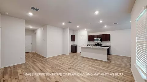Entry Way - 10209 Neptune Ct, Waco, TX 76708 photo 2 of 8