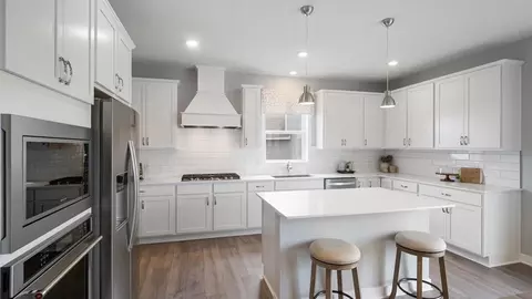 4919 Blake Way, Woodbury, MN 55129