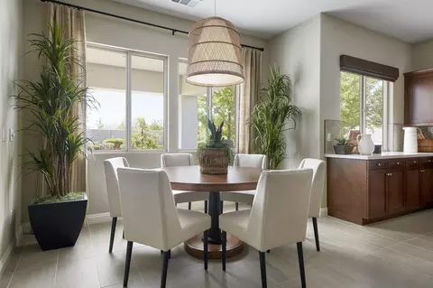 Dining - 3711 Pathway Ct, Bakersfield, CA 93311 photo 1 of 1