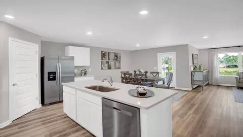 Kitchen - Hayward Loop, Foley, AL 36535 photo 1 of 8