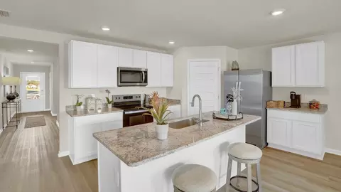 Kitchen - Hayward Loop, Foley, AL 36535 photo 6 of 8