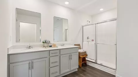 Bath - 7097 Theo Baker Blvd, Pendleton, IN 46064 photo 1 of 6