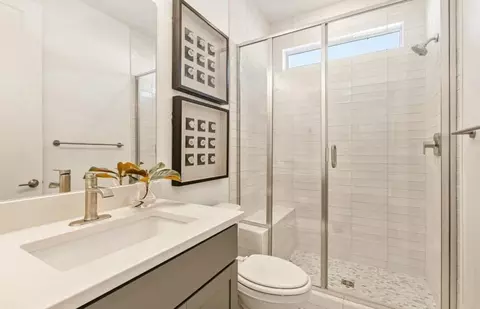 Bath - 322 S 1050 E, Salem, UT 84653 photo 1 of 6