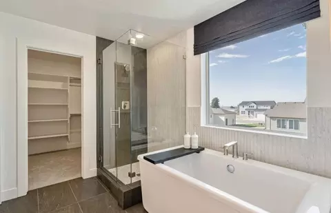 Bath - 322 S 1050 E, Salem, UT 84653 photo 4 of 6