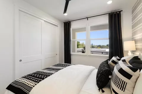 Bedroom - 176 E Fremont Ave, Sunnyvale, CA 94087 photo 2 of 5