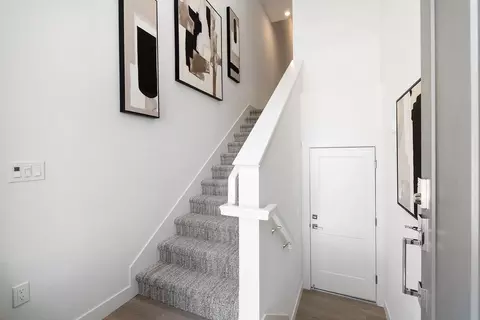 Entry Way - 176 E Fremont Ave, Sunnyvale, CA 94087 photo 1 of 1