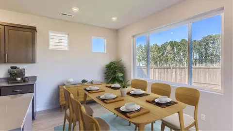 Dining - 63300 NE Peale St, Bend, OR 97701 photo 1 of 1