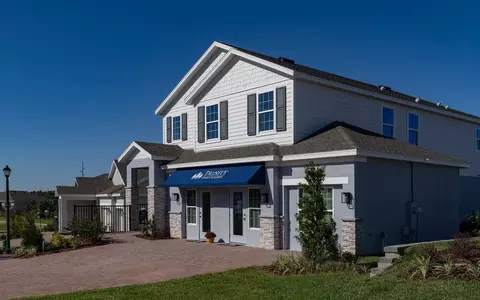 Exterior - 2011 Town Pasture Dr, Eustis, FL 32726 photo 6 of 22