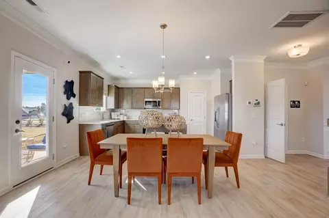 Dining - 301 Shantz Way, Byron, GA 31008 photo 2 of 5
