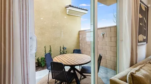 Exterior - 1762 Phantom Ln, Rialto, CA 92376 photo 2 of 8