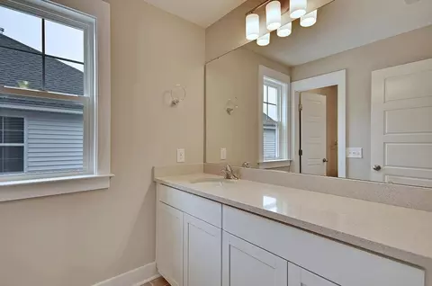 Bath - 219 Creek Pointe Dr, Moncks Corner, SC 29461 photo 3 of 9