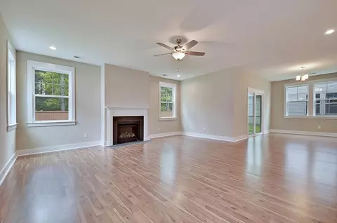 Living - 219 Creek Pointe Dr, Moncks Corner, SC 29461 photo 2 of 9