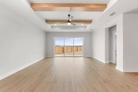 Living - 108 E Luna Blue Ln, Jarrell, TX 76537 photo 4 of 5