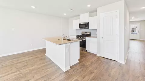 Kitchen - 151 Grazin Ct, Duson, LA 70529 photo 1 of 4