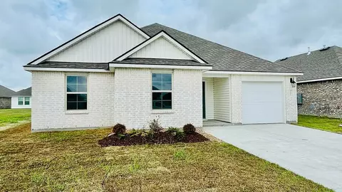 151 Grazin Ct, Duson, LA 70529