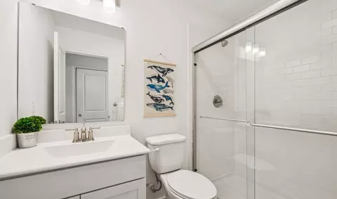 Bath - 21515 Vineyard View Dr, Waller, TX 77484 photo 7 of 9