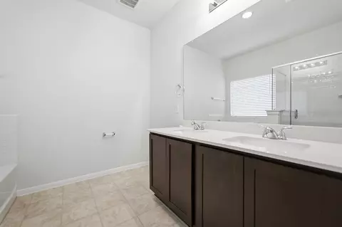 Bath - 14612 Ember Dr, Conroe, TX 77303 photo 1 of 6