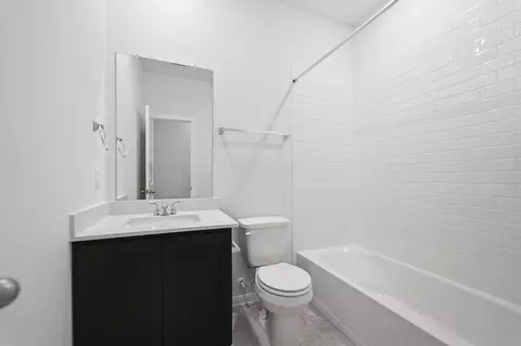 Bath - 14612 Ember Dr, Conroe, TX 77303 photo 2 of 6