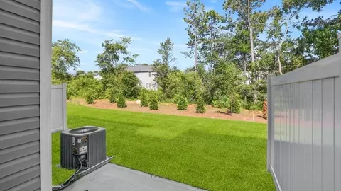 Exterior - 608 Jules Ln, Moore, SC 29369 photo 6 of 11