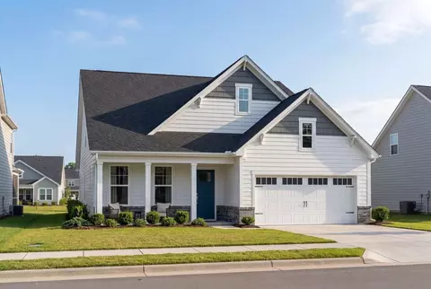 515 Whinfield Pl, Aberdeen, NC 28387