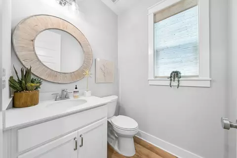 Bath - 175 Westwoods Rd, Wright City, MO 63390 photo 1 of 5