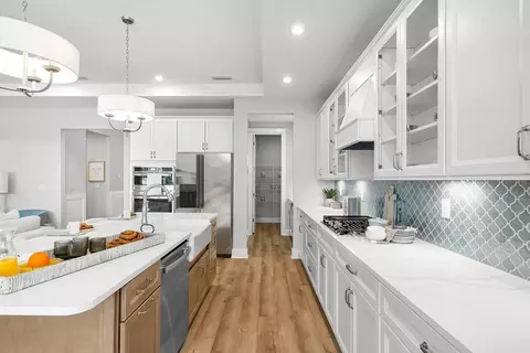 Kitchen - 175 Westwoods Rd, Wright City, MO 63390 photo 3 of 9