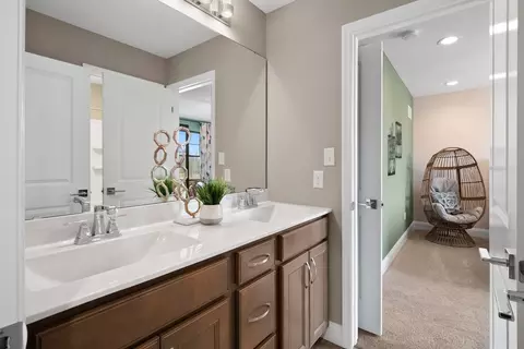 Bath - Cambrium Ct., Wentzville, MO 63385 photo 3 of 3