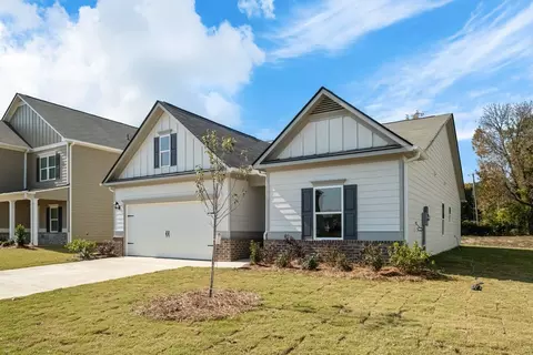 Exterior - 208 Antiquity Cir, Perry, GA 31069 photo 10 of 10