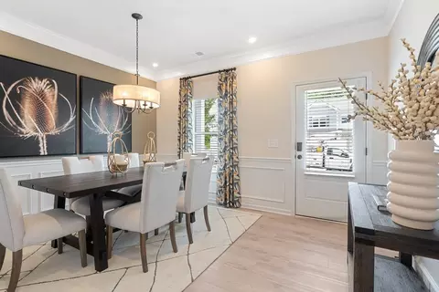 Dining - 208 Antiquity Cir, Perry, GA 31069 photo 3 of 9