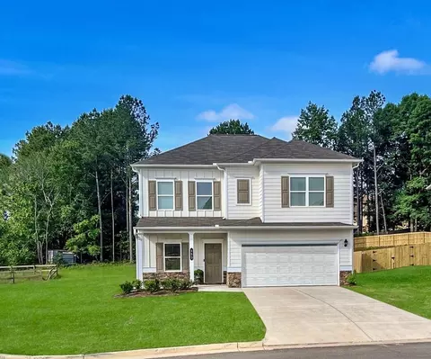 Exterior - 208 Antiquity Cir, Perry, GA 31069 photo 1 of 10