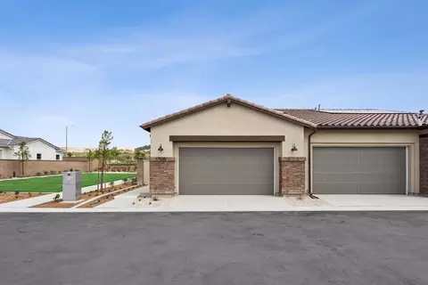1525 Gavilan Rdg, Rancho Mission Viejo, CA 92694
