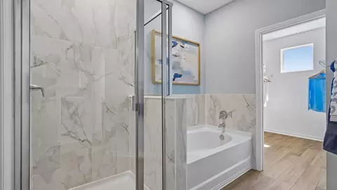 Bath - 611 Silver Stream Ct, Brandon, FL 33511 photo 5 of 8