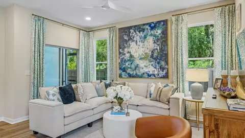 Living - 611 Silver Stream Ct, Brandon, FL 33511 photo 5 of 5