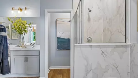 Bath - 611 Silver Stream Ct, Brandon, FL 33511 photo 4 of 8