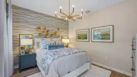 Bedroom - 611 Silver Stream Ct, Brandon, FL 33511 photo 7 of 9